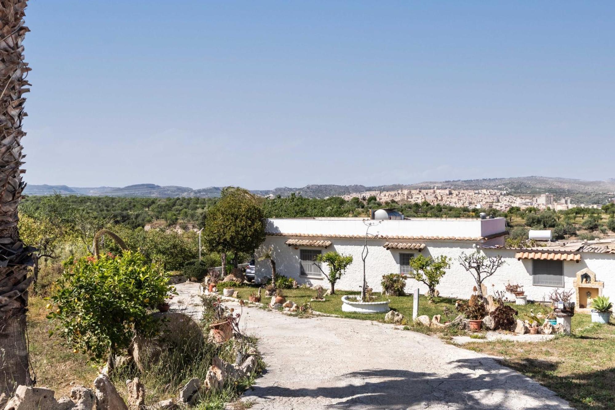 Villa Annamaria Noto Eksteriør billede